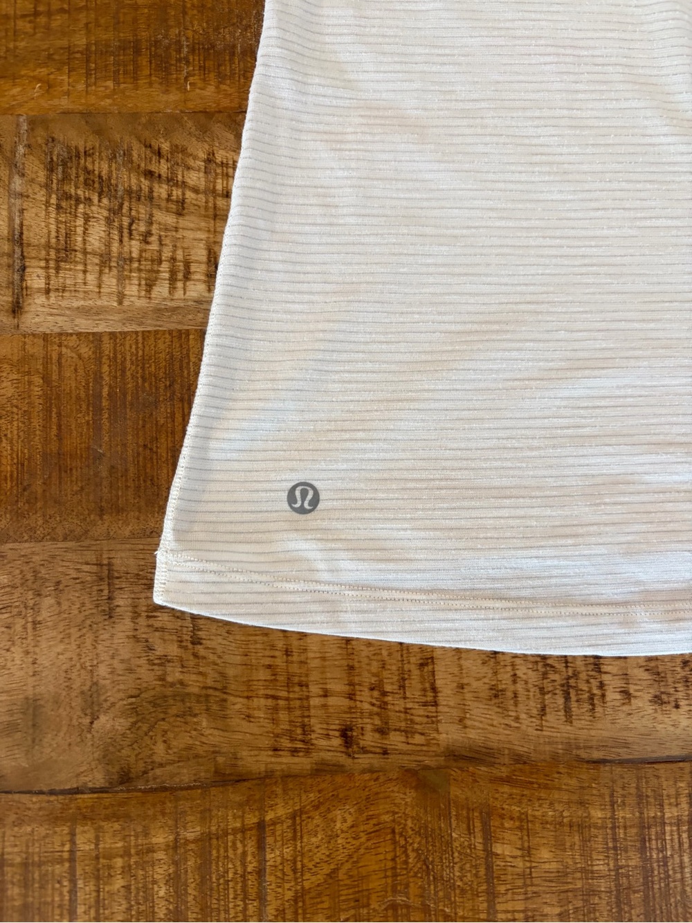 Lululemon Open Back Tanktop - Picture 3 of 4